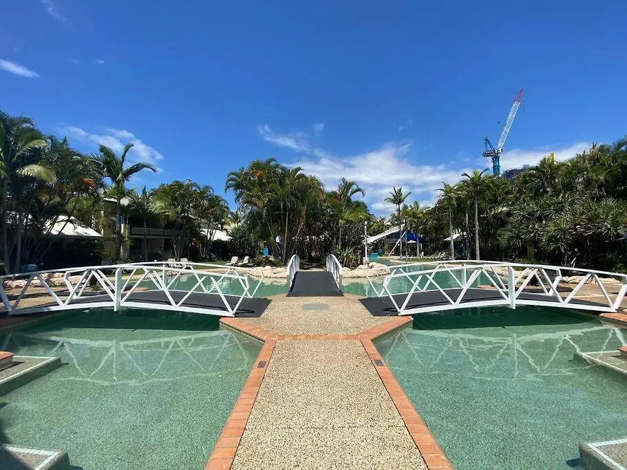 Diamond Beach Poolside 44 Premium Gold Coast 0*,  Australia