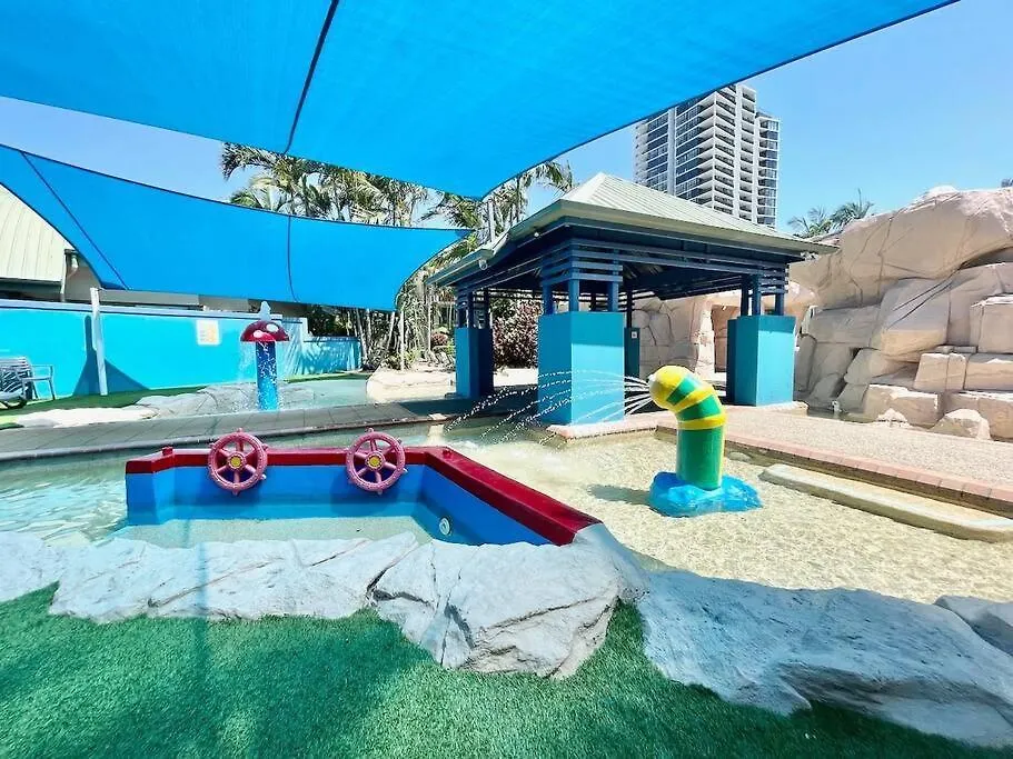 Diamond Beach Poolside 44 Premium Gold Coast Australia