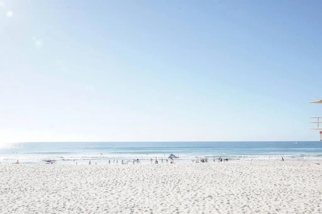 Diamond Beach Poolside 44 Premium Gold Coast 0*,