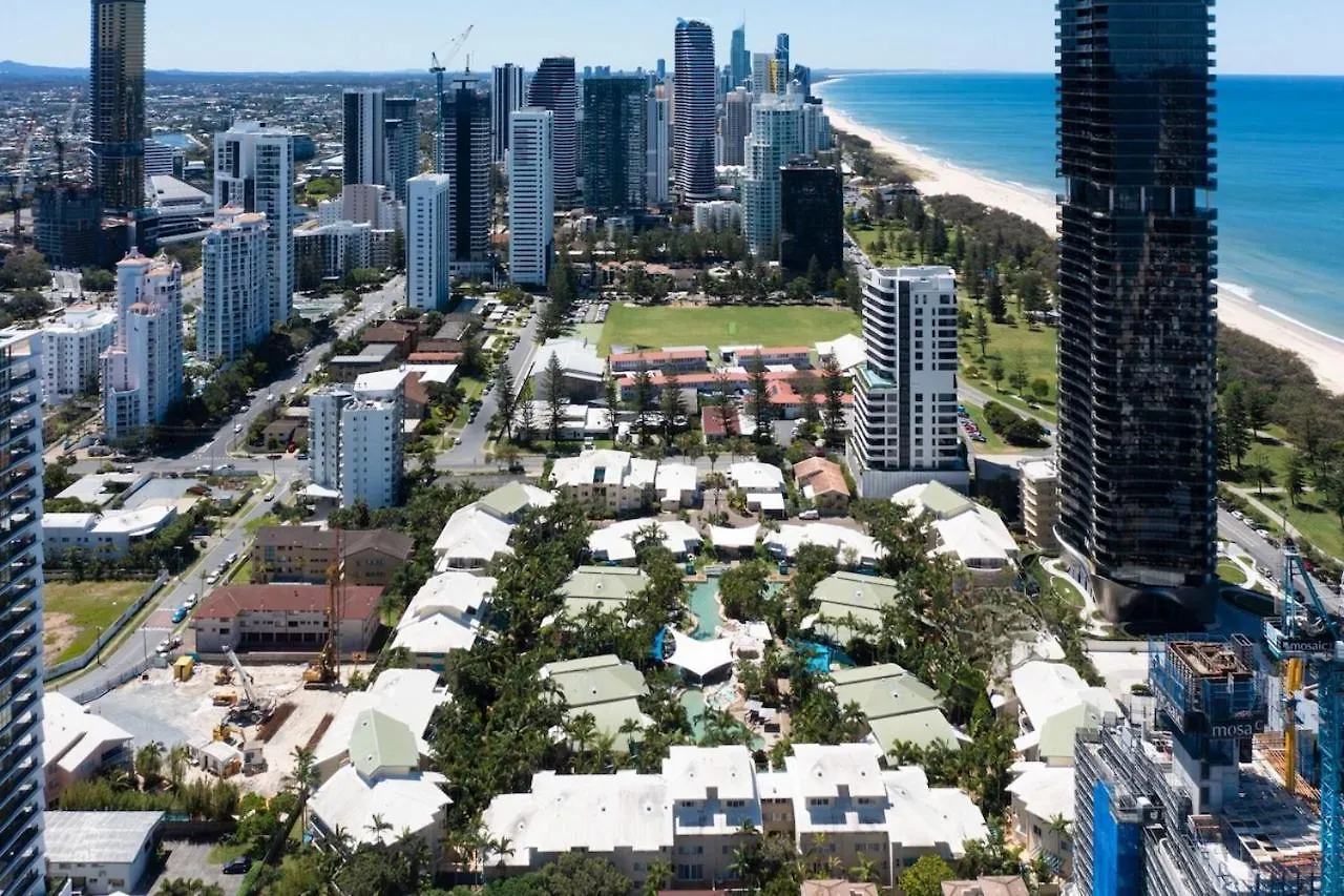 Diamond Beach Poolside 44 Premium Gold Coast 0*,  Australia